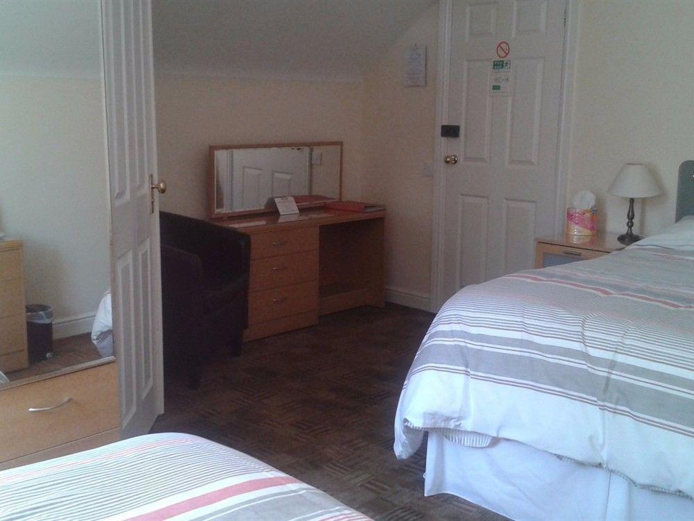 לייסטר Aaron Lodge Guest House מראה חיצוני תמונה