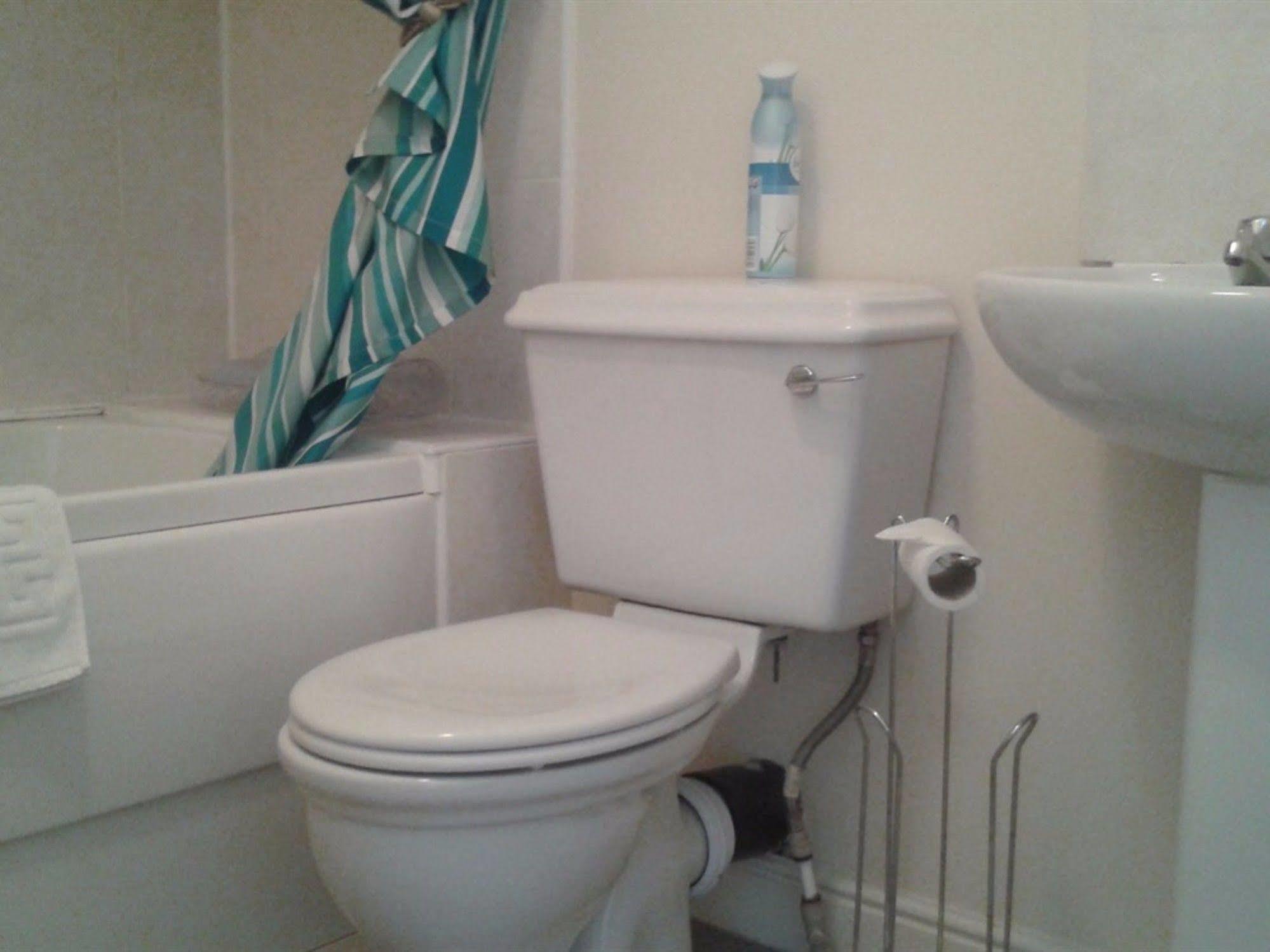 לייסטר Aaron Lodge Guest House מראה חיצוני תמונה